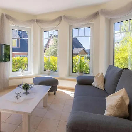Haus Sonne _ Apartment Sierksdorf