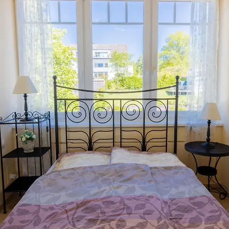 Haus Sonne _ * Sierksdorf