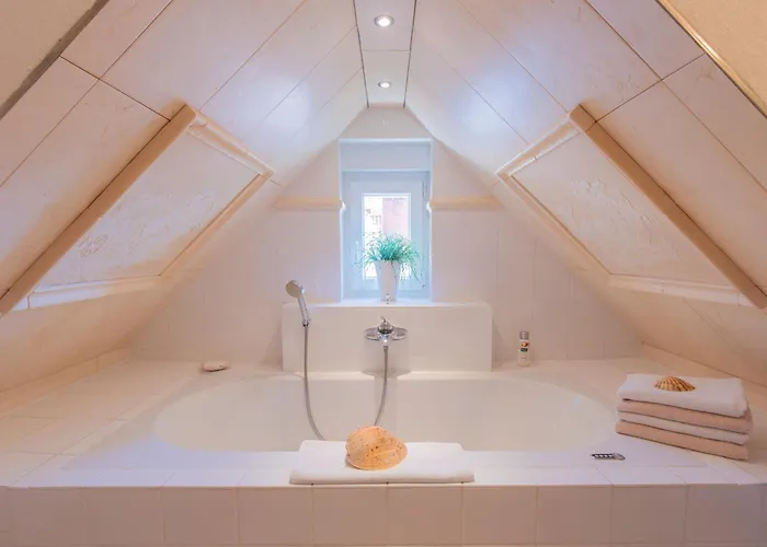 Haus Sonne _ Appartement Sierksdorf