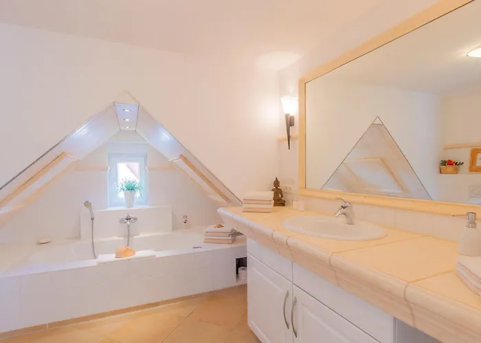 Haus Sonne _ * Sierksdorf