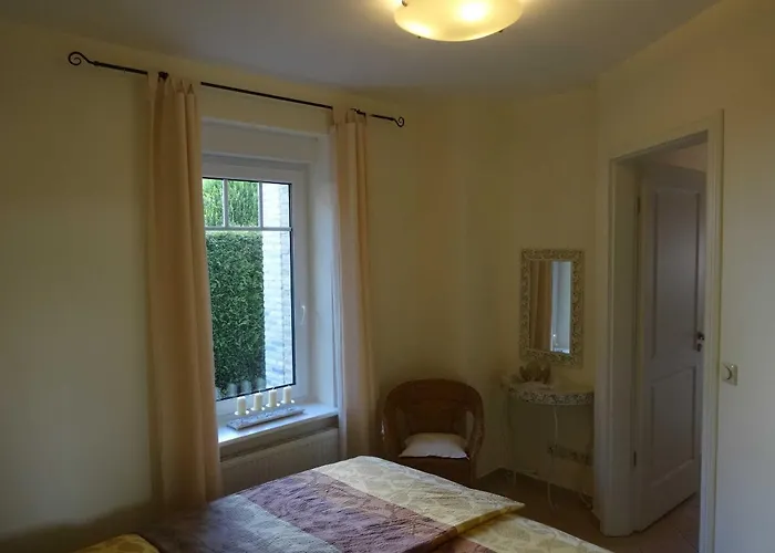 Haus Sonne _ Appartement Sierksdorf